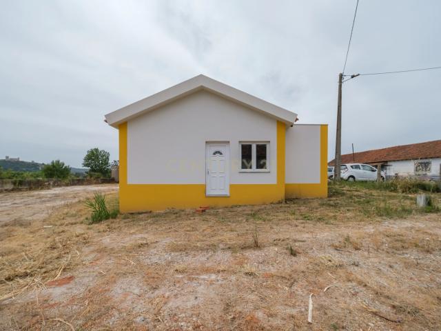 Casa venda em Covas de Mendalvo, Alcobaça