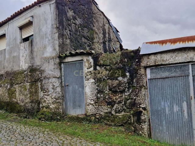 Casa venda em Aviúges, Viseu