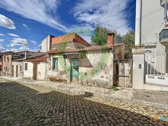 Casa venda em Mirandela, Bragança