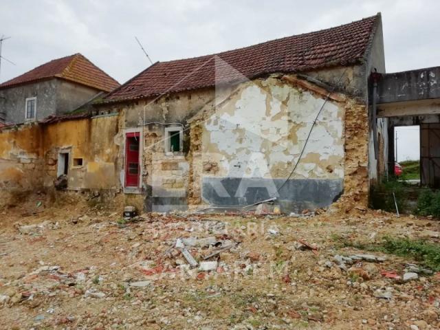 Casa venda em Casais de Asseiceira, Santarém