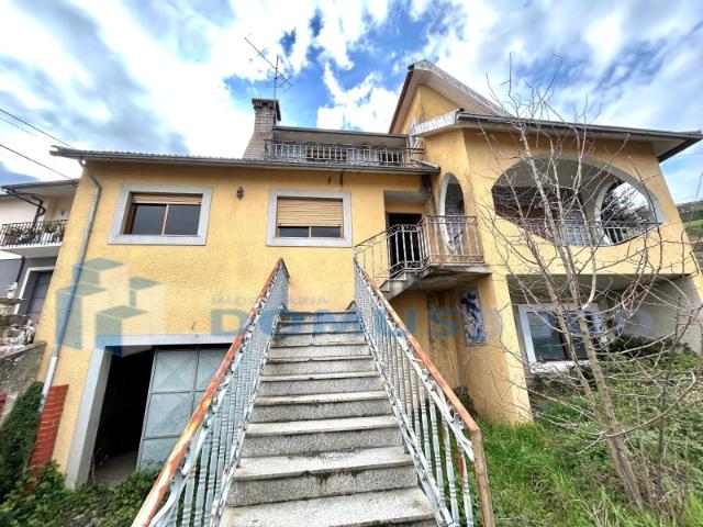 Casa venda em Torre de Cima, Peso Da Régua