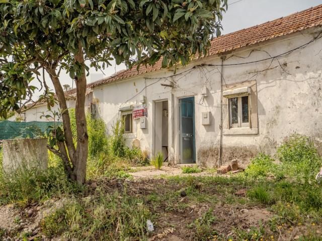 Casa venda em Cadaval, Vermelha