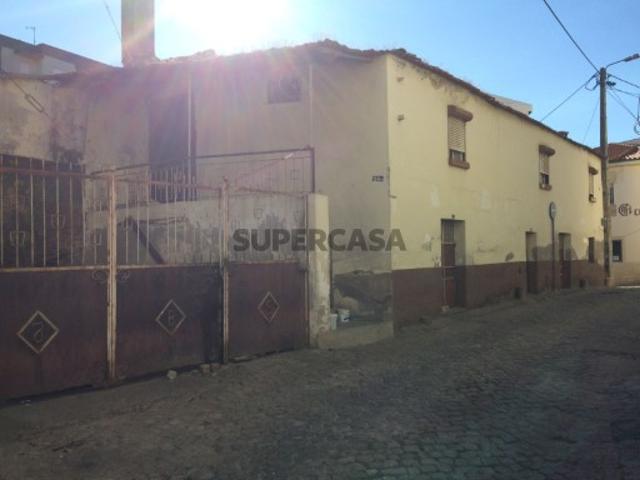 Casa venda em Mirandela, Bragança