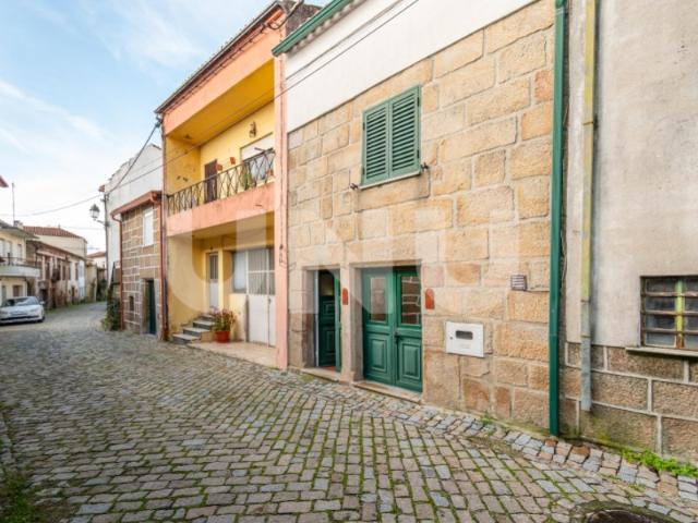 Casa venda em Castelo Branco, Caria