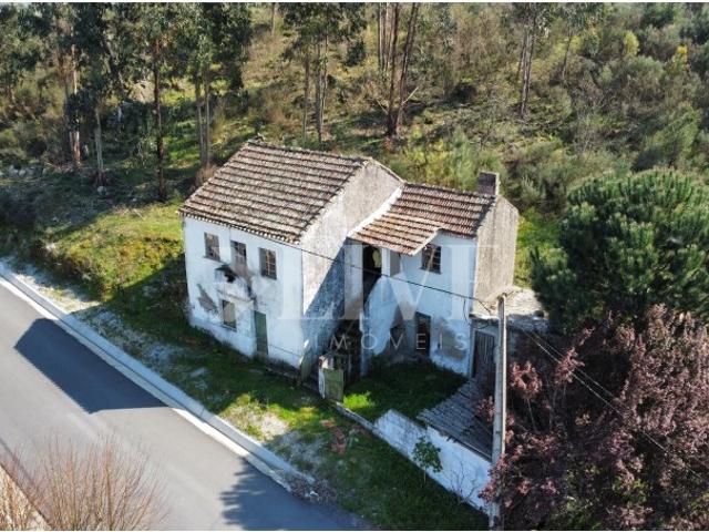 Casa venda em Mourilhe, Viseu