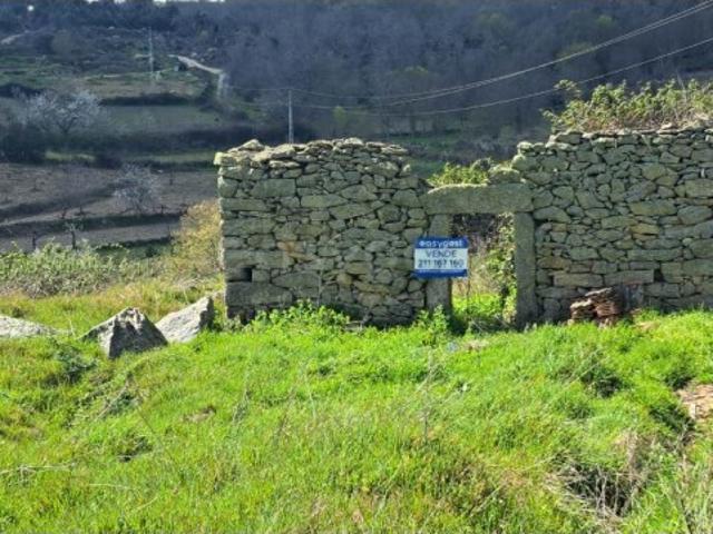 Casa venda em Urros, Mogadouro