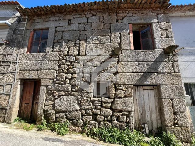 Casa venda em Vila do Mato, Tábua