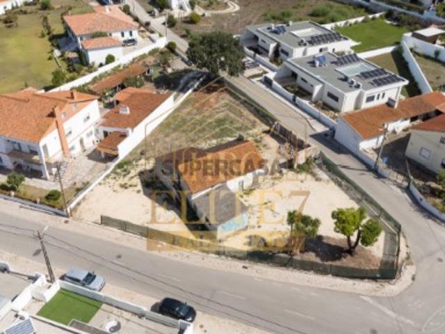 Casa venda em Nadadouro, Caldas da Rainha