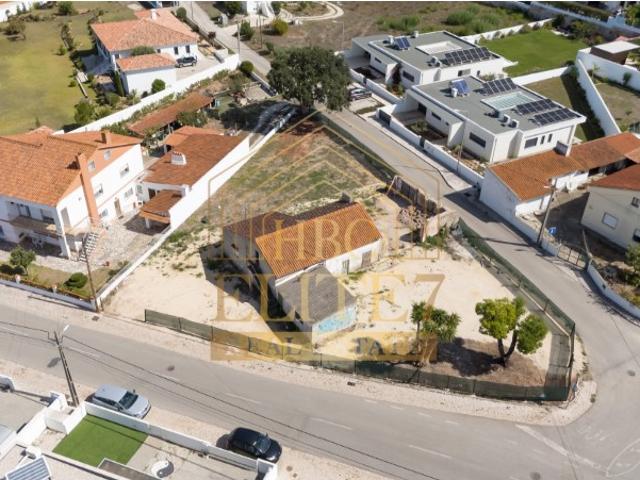 Casa venda em Nadadouro, Caldas da Rainha