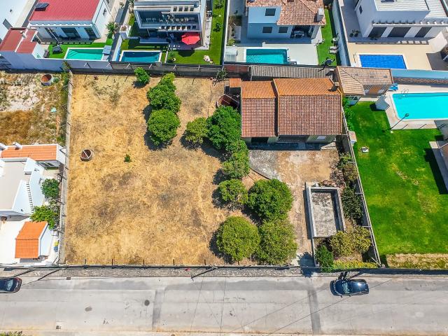 Casa venda em Azeitão (São Lourenço e São Simão), Setúbal