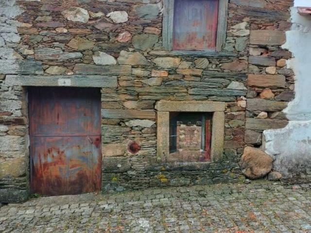 Casa venda em Sarzedas, Castelo Branco