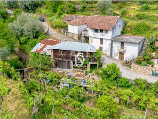 Casa venda em Veade, Gagos e Molares, Celorico de Basto