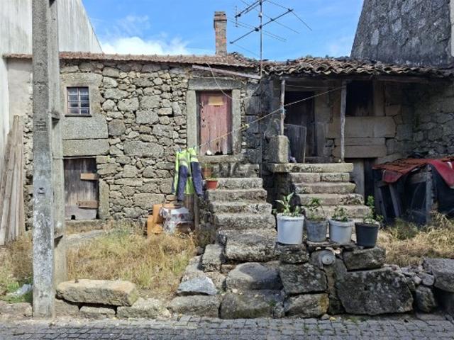 Casa venda em Guarda, Algodres