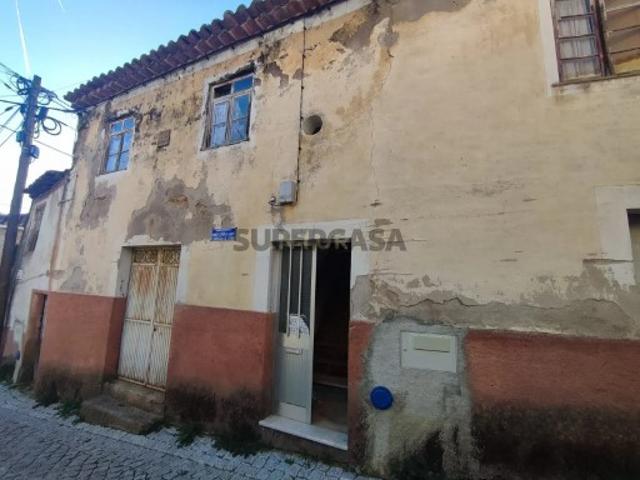 Casa venda em Castelo Branco, Tinalhas