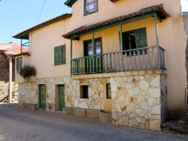 Casa venda em Lamas, Bragança