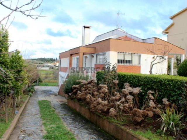 Casa venda em Lamas, Bragança