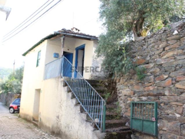 Casa venda em Vale Benfeito, Lamas