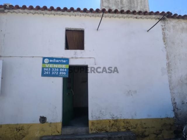 Casa venda em Crato, Portalegre