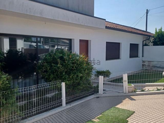 Casa venda em Paredes, Bitarães