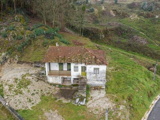 Casa venda em Paços, Fafe