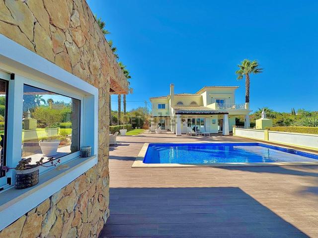 Casa venda em Cascalho, Pechão