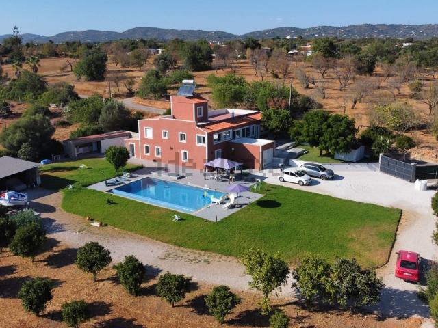 Casa venda em Igreja, Pechão