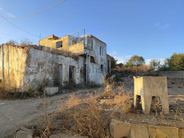 Casa venda em Montarroio, Olhão