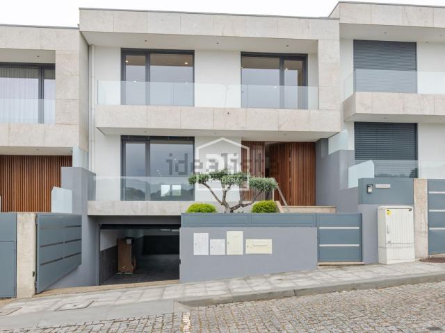 Casa venda em Milhundos, Marecos