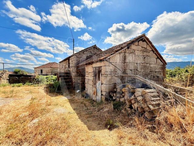 Casa venda em Milhundos, Marecos