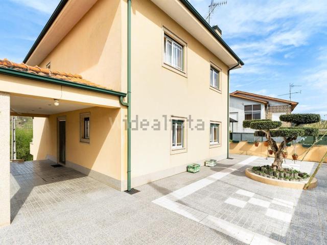 Casa venda em Santiago de Subarrifana, Marecos