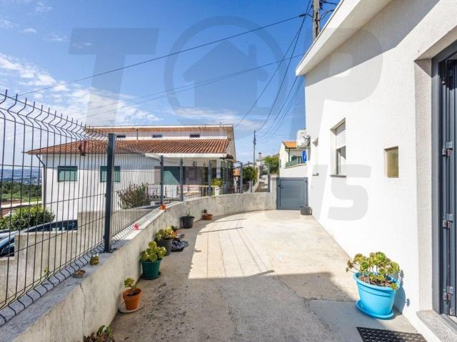 Casa venda em Milhundos, Marecos