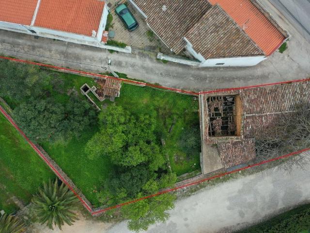 Casa venda em Arrancada e Vale da Margem, Pêra