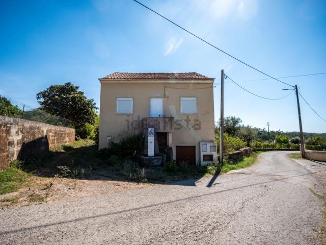 Casa venda em Areias e Pias, Ferreira do Zêzere