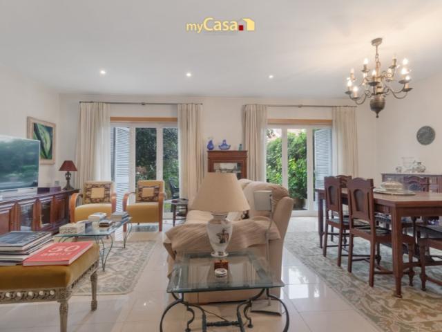 Casa venda em Esmoriz, Bairro de Santa Luzia