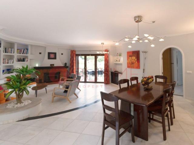 Moradia alugar em Quarteira, Vilamoura
