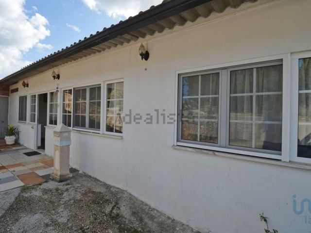 Moradia venda em Poiares, Santo André, Ferreira