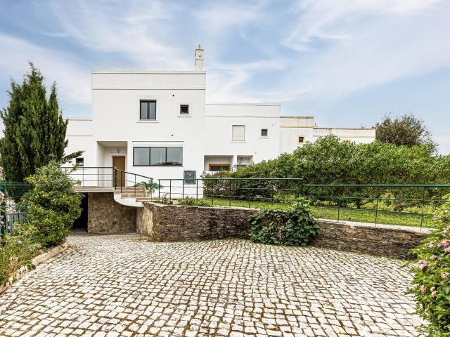 Vivenda venda em Albufeira e Olhos de Água, Albufeira