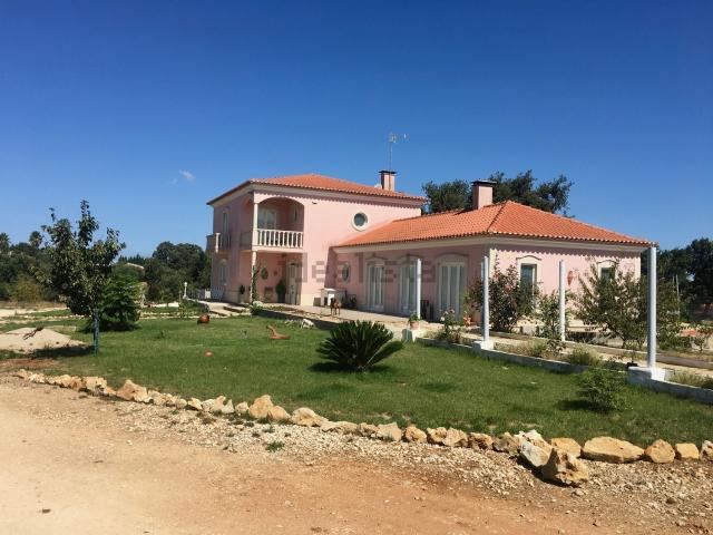 Casa venda em Vale de Moinhos, Santarém