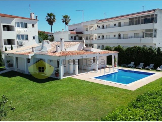 Casa venda em Albufeira e Olhos de Água, Albufeira