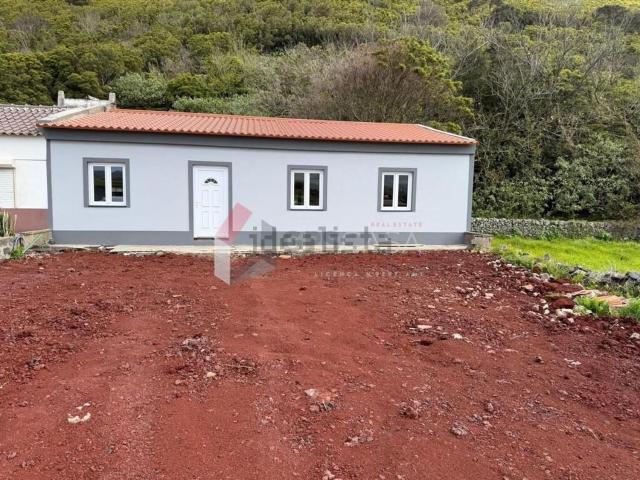 Casa venda em Açores, Praia Da Vitória