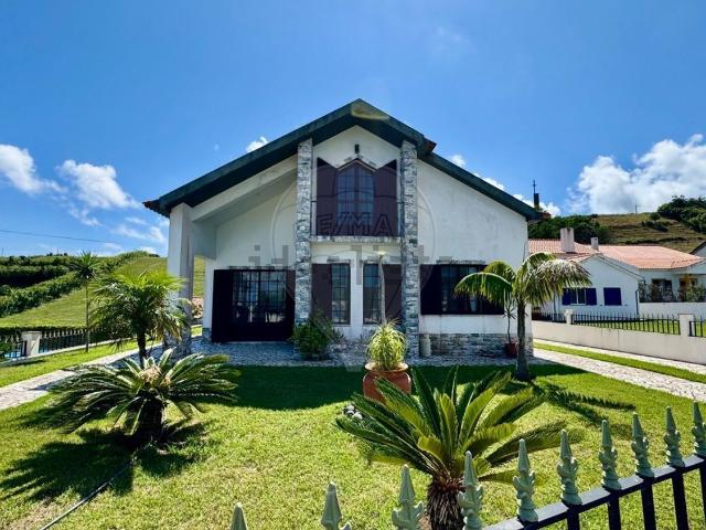 Casa venda em Açores, Conceição