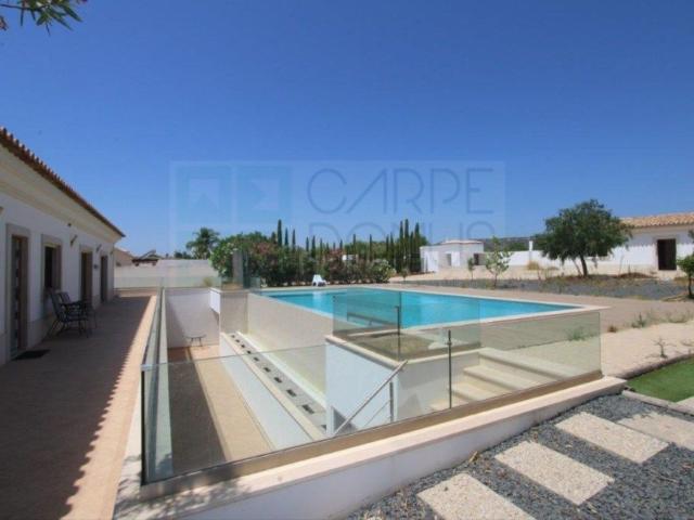 Casa venda em Alecrineira, Olhão