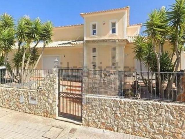 Casa venda em Quelfes, Olhão