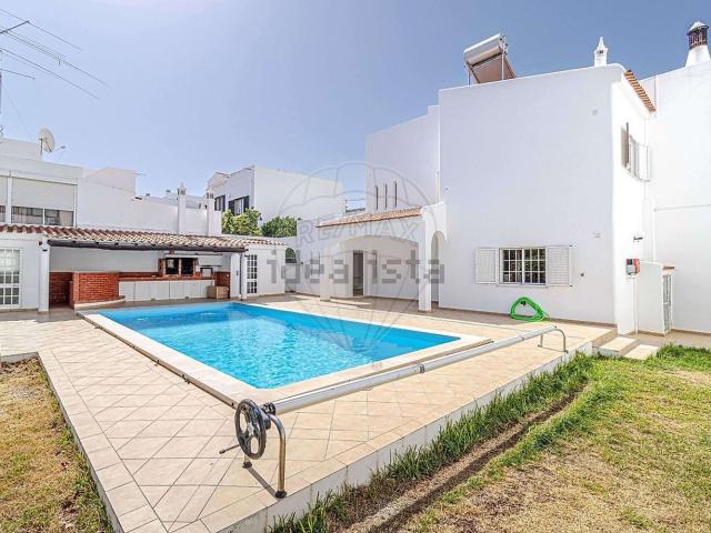 Casa venda em Ponte de Quelfes, Olhão