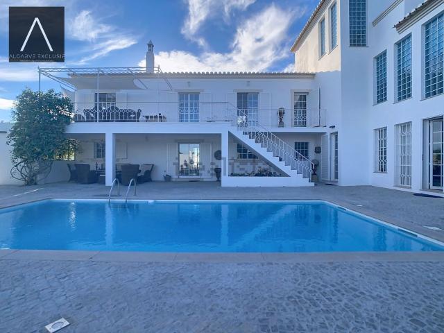 Casa venda em Alecrineira, Olhão