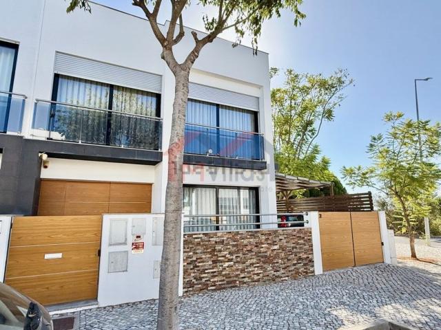 Casa venda em Urbanização Zona Alta, Olhão