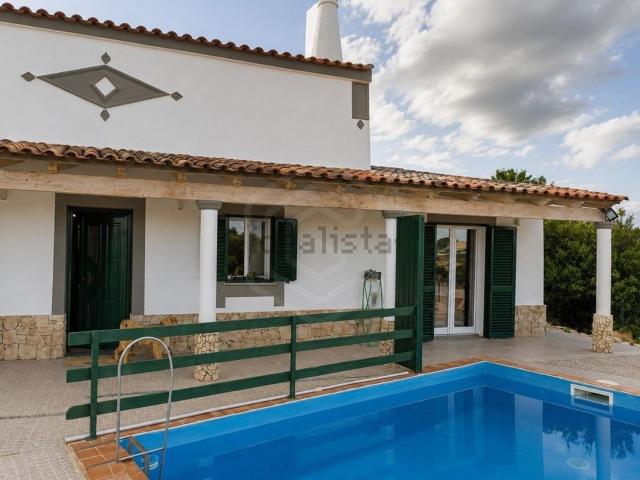Casa venda em Quatrim, Olhão