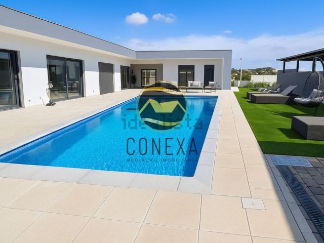 Casa venda em Alecrineira, Olhão