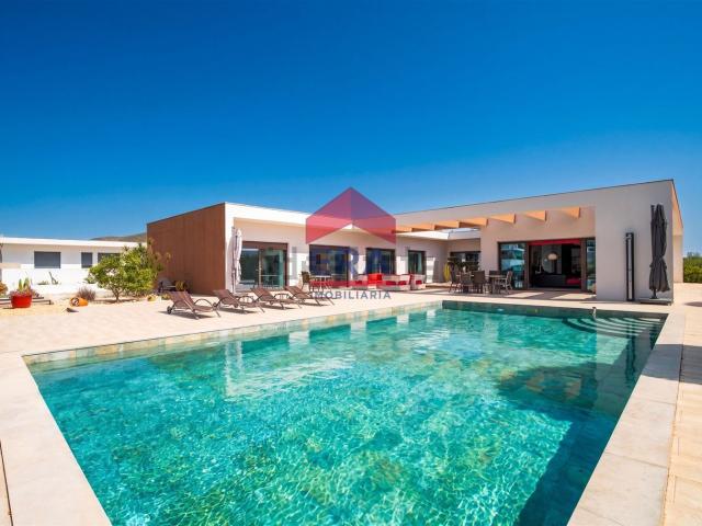 Casa venda em Quelfes, Olhão