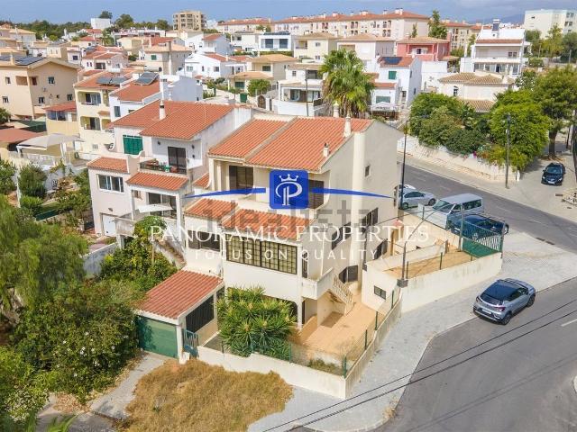 Casa venda em Quinta do Pinheiro, Portimão